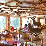 Alpenhotel - Ein Rovell