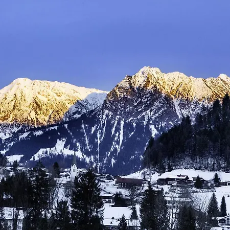 Alpenhotel - Ein Rovell