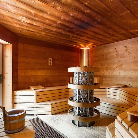 Alpenhotel - Ein Rovell ホテル 4*