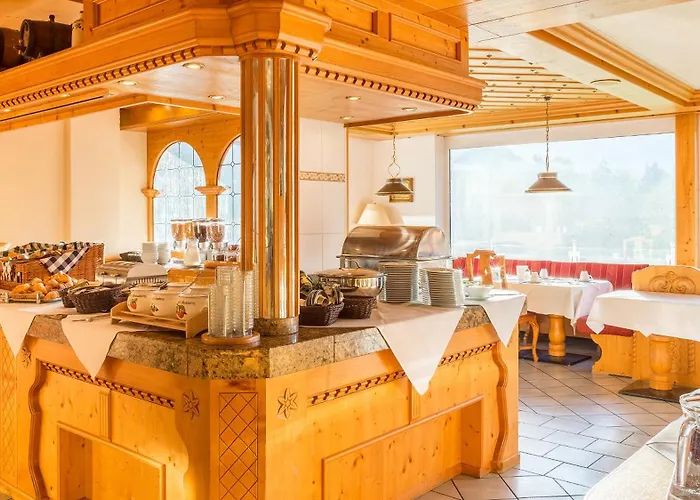 Alpenhotel - Ein Rovell 4*