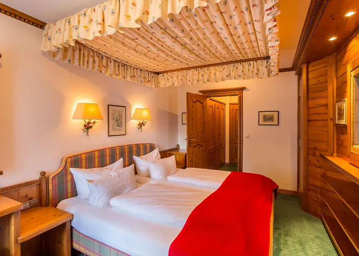 Alpenhotel - Ein Rovell