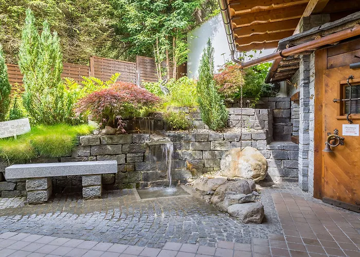 Alpenhotel - Ein Rovell فندق